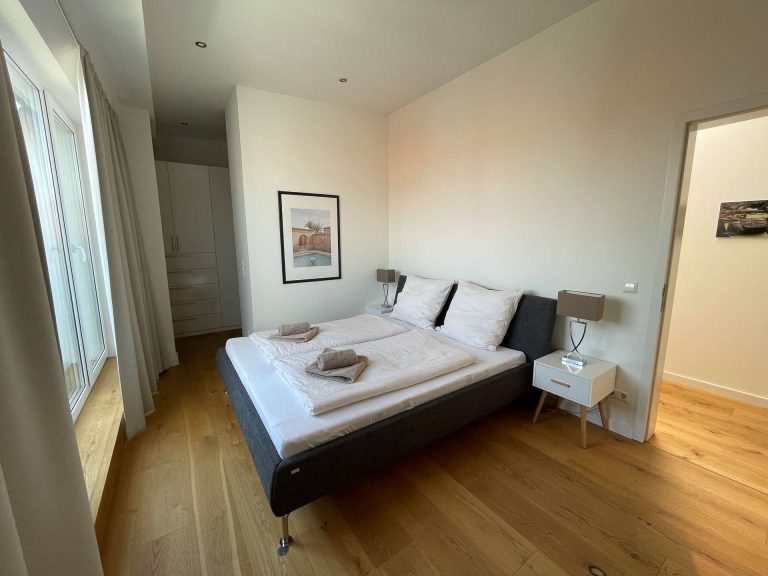 Master-Bedroom
