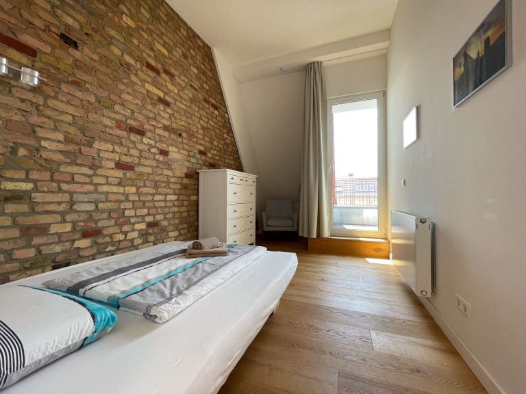 Schlafzimmer 2